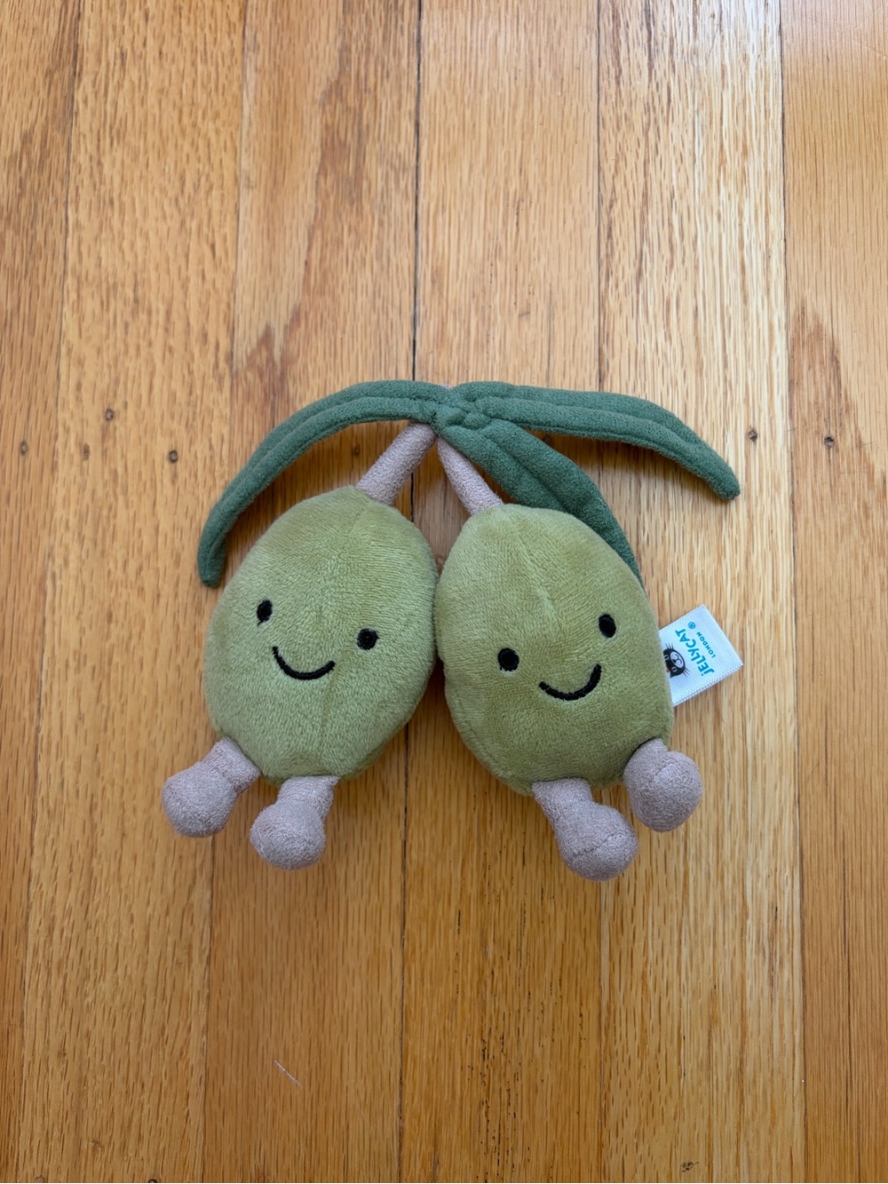 Jellycat Olives (NWOT)